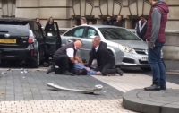 В Лондоне автомобиль въехал в толпу людей