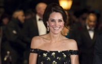 Кейт Миддлтон покорила красную дорожку на церемонии вручения премии Bafta 2017 (Видео)