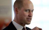 Принц Уильям позволил самолетам скорой помощи заправляться у своего дворца