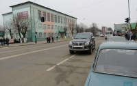 На Волыни полицейские вывели депутатов из сессионного зала из-за парковки авто (ВИДЕО)