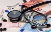 Украинцы будут официально платить врачам: какие тарифы