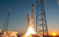 Новый двигатель Falcon 9 взорвался во время испытаний