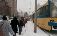В Киеве на ходу задымился трамвай