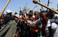 Полиция взялась «зачищать» жилища бастующих шахтеров в ЮАР