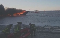 Пожар на корабле в США: люди прыгали за борт, чтобы не сгореть
