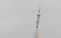 В ЮАР водяная ракета поднялась на рекордную высоту – 830 метров