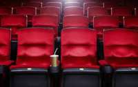 Кинотеатрам запретили работать до июля