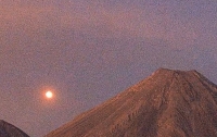 У вулкана Колима уфолог увидел два НЛО, заходящих на посадку (видео)