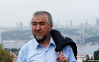 Известного узбекского писателя задержали в Ташкенте