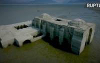 В Мексике из-под воды вновь показался 400-летний храм
