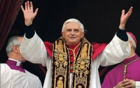 Папа Римский становится звездой Twitter