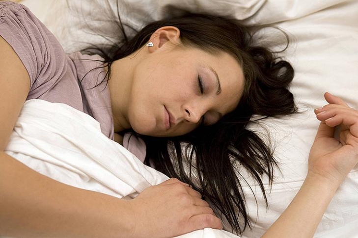 Ученые определили оптимальное время сна