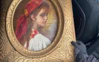 Австриец пытался вывезти из Украины книгу XIX века и картину начала XX века