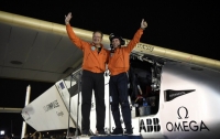 Самолет Solar Impulse 2 успешно завершил кругосветное путешествие