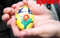 В Киеве «регионалы» провели мастер-класс по раскрашиванию яиц  