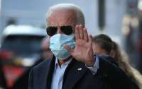 Байден пообещал ввести тотальный масочный режим