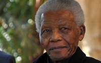 Экс-президент ЮАР Нельсон Мандела находится при смерти 