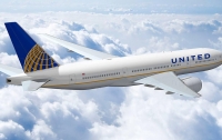 United Airlines отправила пассажира в Сан-Франциско вместо Парижа