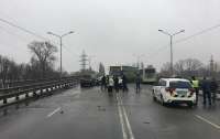 Жуткое ДТП с несколькими авто случилось под Киевом