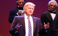 В парке Disney во Флориде установили говорящего робота-Трампа