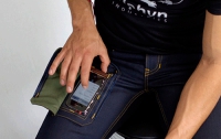 Джинсы с карманом для смартфона (ФОТО)