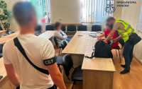 В Ивано-Франковске врач военной поликлиники получила подозрение в получение неправомерной выгоды