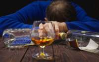 Алкоголь провоцирует семь форм рака, - ученые