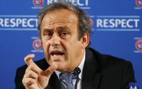 В UEFA не собираются урезать зарплату Платини