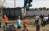 Масштабное ЧП под Днепром: с рельсов сошел поезд