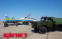 В Крыму военные летчики продавали «налево» авиатопливо