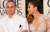 Дженнифер Лопес выйдет замуж за Каспера Смарта в конце лета