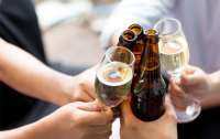 Что лучше для стройной фигуры - вино или пиво