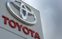 Toyota придумала способ борьбы с «черными дырами» в салоне авто