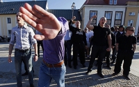 Польские неофашисты продолжают бесчинствовать (ФОТО)