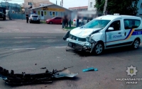 Авто инкассаторов в Полтаве столкнулся с полицейской машиной, есть пострадавшие