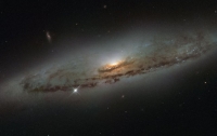 Астрономы рассказали как влияет возраст галактики на ее форму
