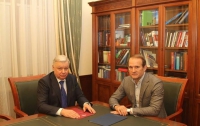 Медведчук встретился с российским чиновником, чтобы помочь «невъездным» в РФ украинцам