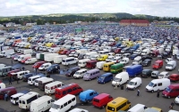 В Украину разрешат легально завозить 10-летние иномарки