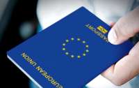 Вид на жительство в ЕС: украинцы массово уезжают за границу