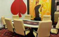 Поиграть в покер можно было в Киеве в нелегальном заведении