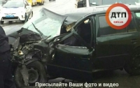 В Киеве произошло серьезное ДТП с участием маршрутки