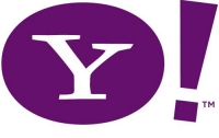 В Yahoo стали бесплатно кормить и готовиться к крупной покупке