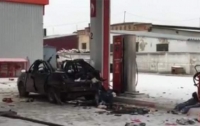 На Сумщине авто взорвалось на АЗС (видео)