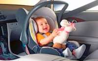 Президент обязал всех водителей иметь автокресло для детей