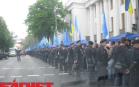 Здание Верховной Рады оцеплено милицейским спецназом