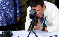 Президент Филиппин приказал пристрелить его, если он нарушит конституцию