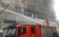 Двое спасателей пострадали во время ликвидации пожара во Львове