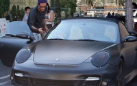 Дэвид Бэкхем выставил свой Porsche на аукцион (ФОТО) 