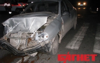В Киеве перекресток не поделили Daewoo и внедорожник Toyota (ФОТО)