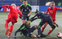 Медики заявили об опасности футбола для женского здоровья